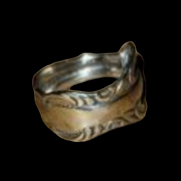 Vintage Handmade Spoon Ring Size 10 - Picture 3 of 4